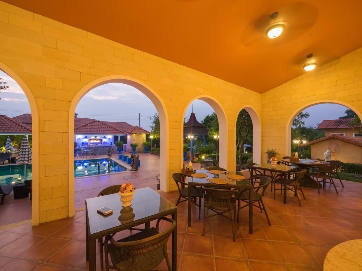 Pictory Garden Resort Sattahip Exterior photo